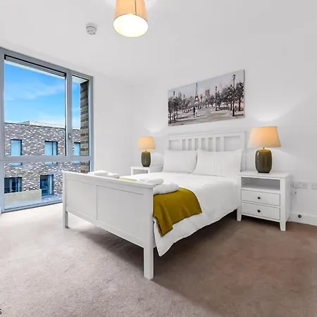 Exclusive 3 Bed 3Bath Penthouse Near Canary Wharf London Exterior photo