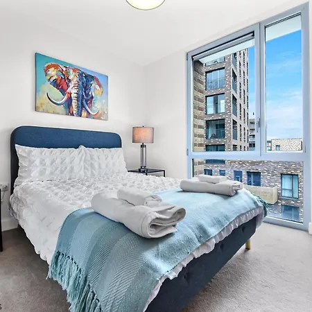 Exclusive 3 Bed 3Bath Penthouse Near Canary Wharf London Exterior photo